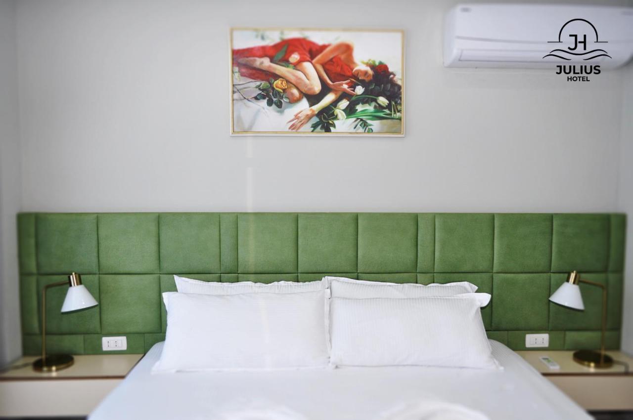 Julius Hotel Голем Экстерьер фото