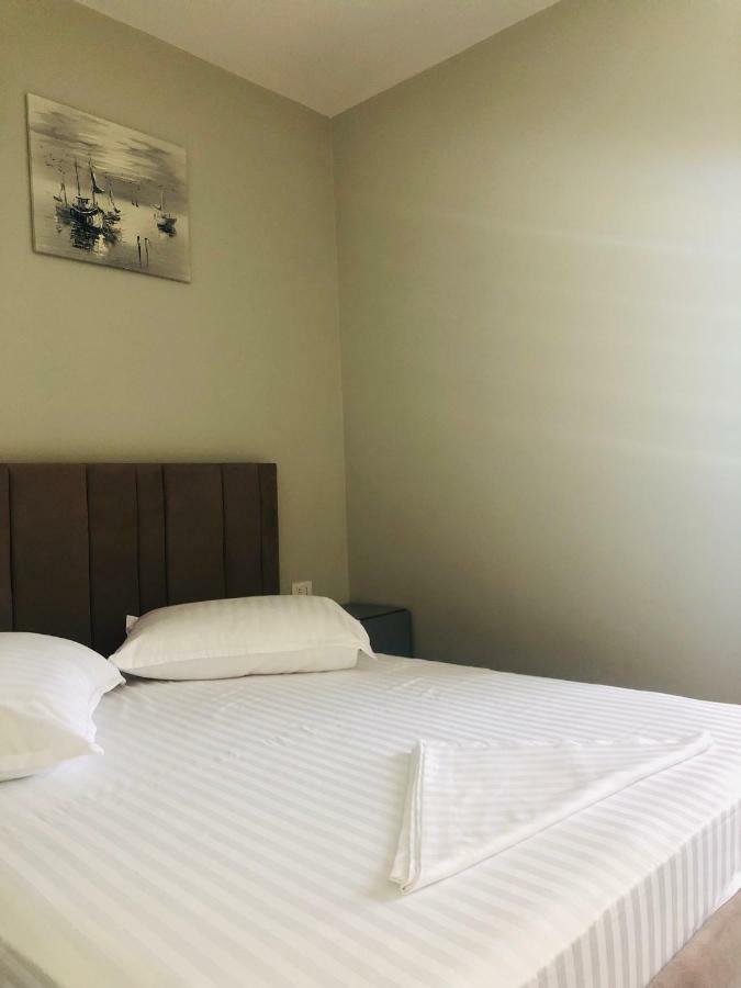 Julius Hotel Голем Экстерьер фото