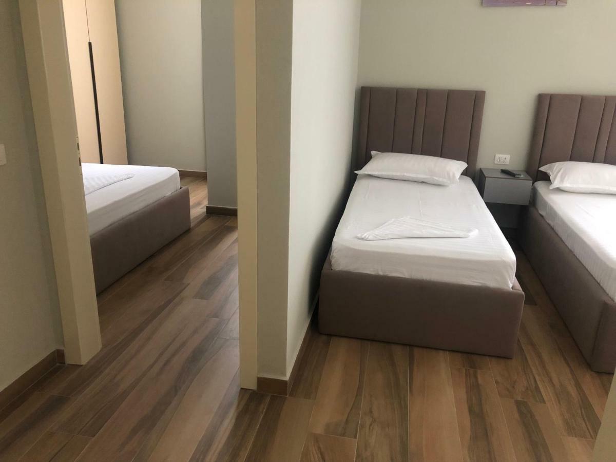 Julius Hotel Голем Экстерьер фото