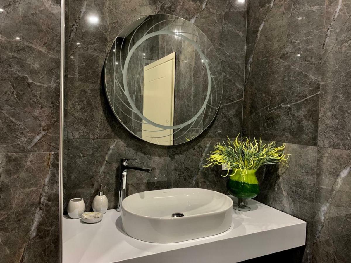 Julius Hotel Голем Экстерьер фото